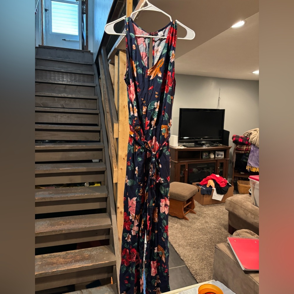 Old Navy Women’s Floral Jumpsuit